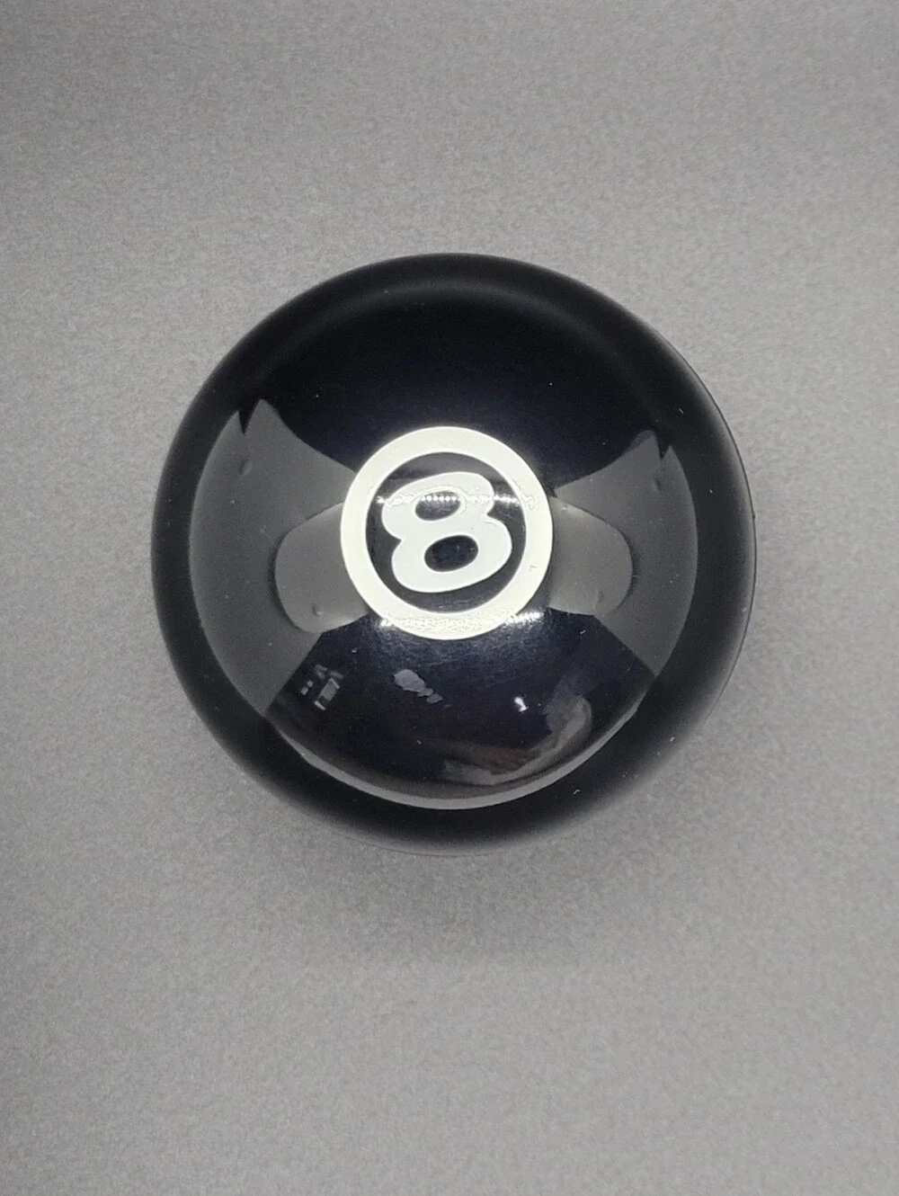 Avon Vintage Spicy Aftershave Magic 8 Ball
